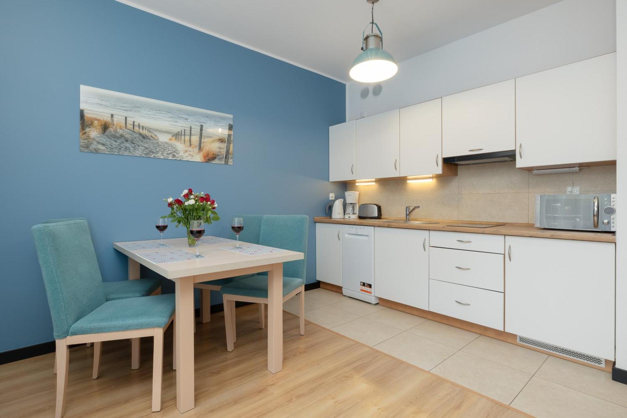 Aquamarina Apartment With Terrace - Close To The Beach - By Renters Miedzyzdroje Ngoại thất bức ảnh